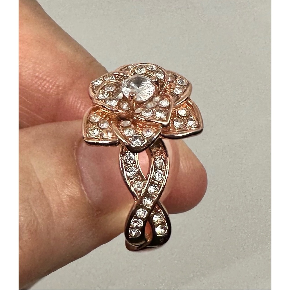 🆕 Rose Gold Rhinestone Ring - Picture 11 of 12